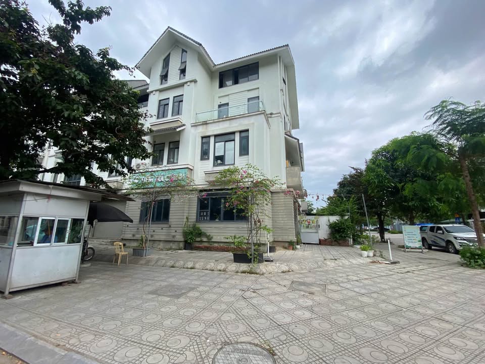 Shophouse cho thuê tại Geleximco Hà Đông 158m² giá 20 triệu - Căn góc hoàn thiện cơ bản!