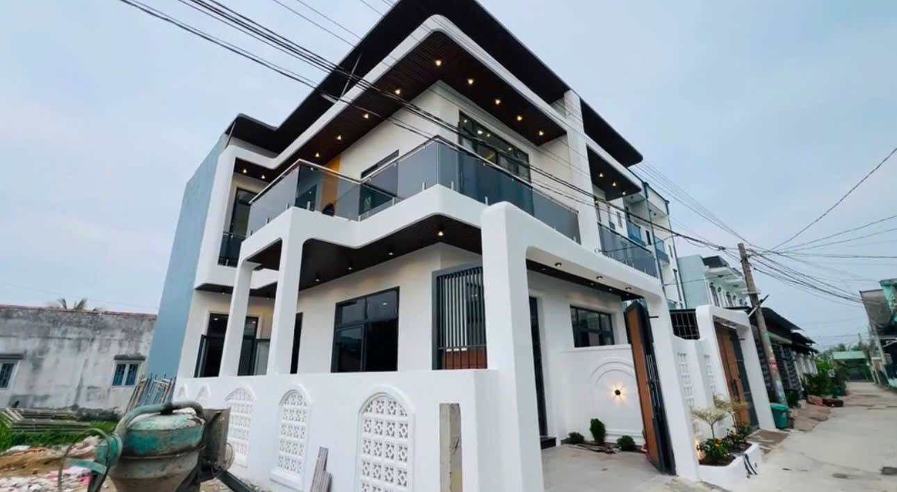 Biệt thự 2 mặt tiền Bửu Long 105m² giá 700 triệu - Sở hữu ngay nhà sang trọng!