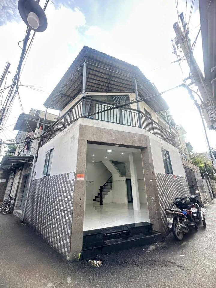 Nhà phố Gò Vấp 43m² giá 3.78 tỷ - Hẻm thông an ninh, tiện ích đầy đủ!