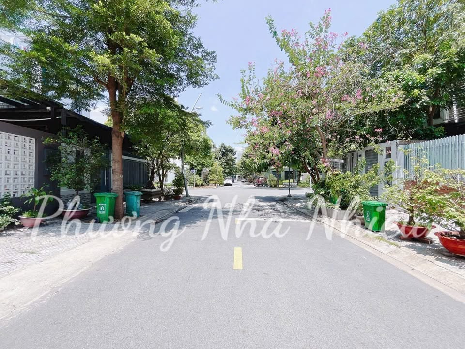 Biệt thự Jamona City Quận 7 153m² giá 22 tỷ - Sân vườn mát mẻ, sống an yên!