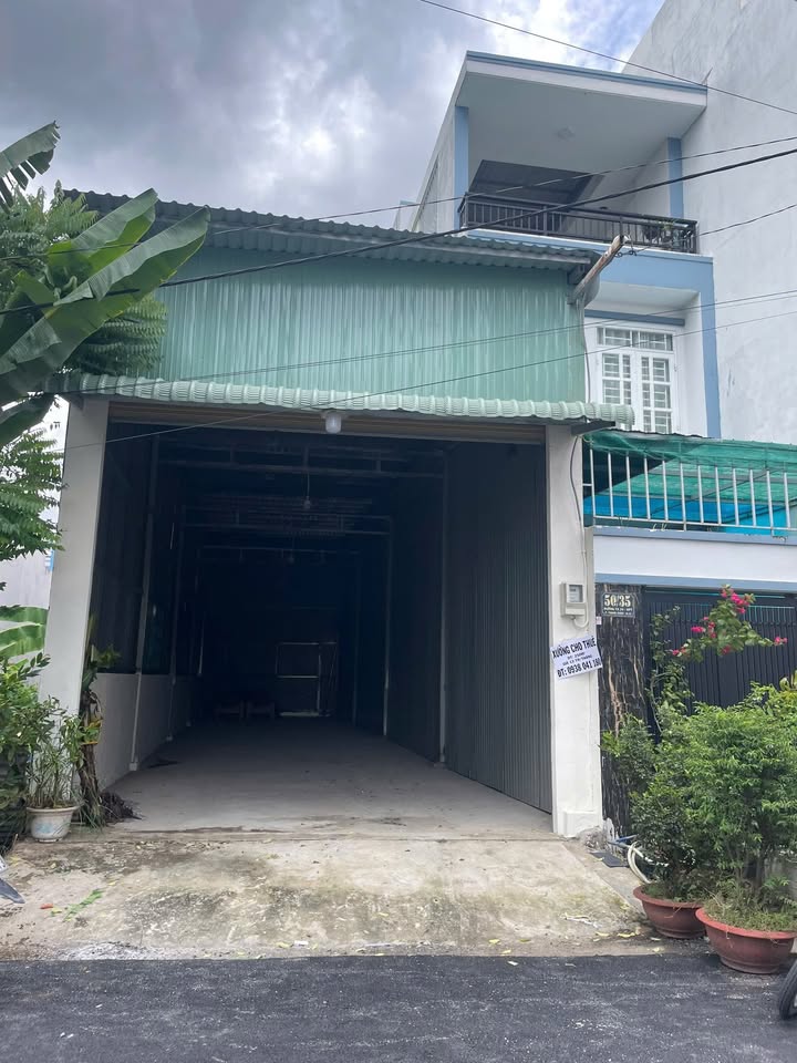 Nhà xưởng cho thuê tại Xuân Thới Sơn Q12, diện tích 250m² giá chỉ 12 triệu/tháng - Cơ hội vàng cho doanh nghiệp!