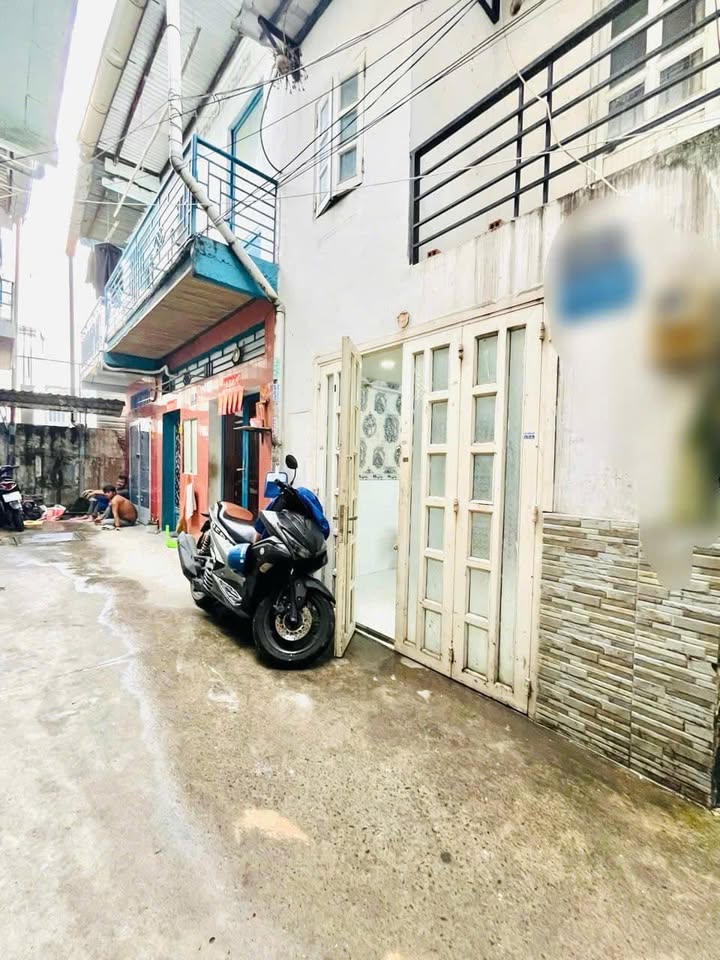 Nhà phố Âu Cơ, Tân Bình, 17m² giá 1.95 tỷ - Pháp lý chuẩn, sẵn sàng vào ở!