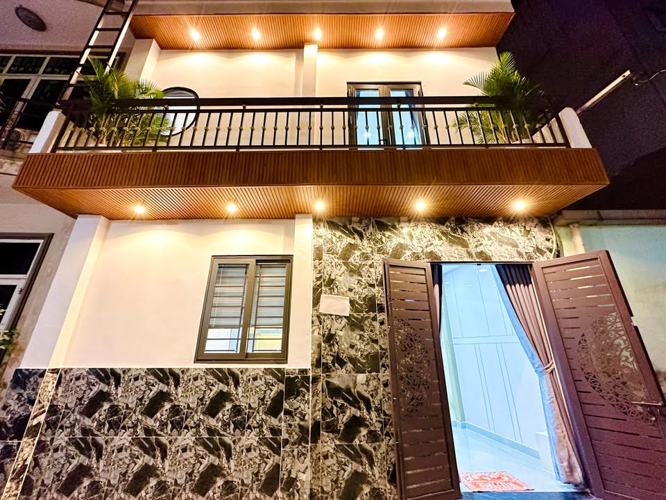 Nhà đẹp Gò Vấp 27m² giá 2.48 tỷ - Sẵn sàng vào ở ngay!