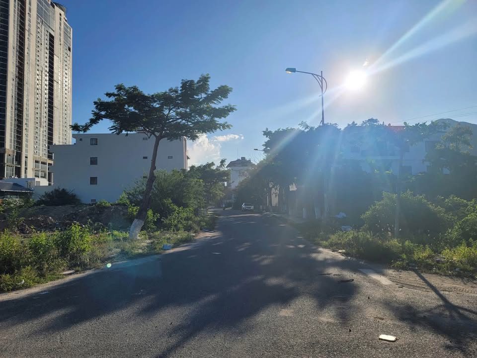 Bán đất biệt thự Khu Đô Thị Mới Vĩnh Hòa Nha Trang 272m² - Đường ra biển chỉ vài bước!