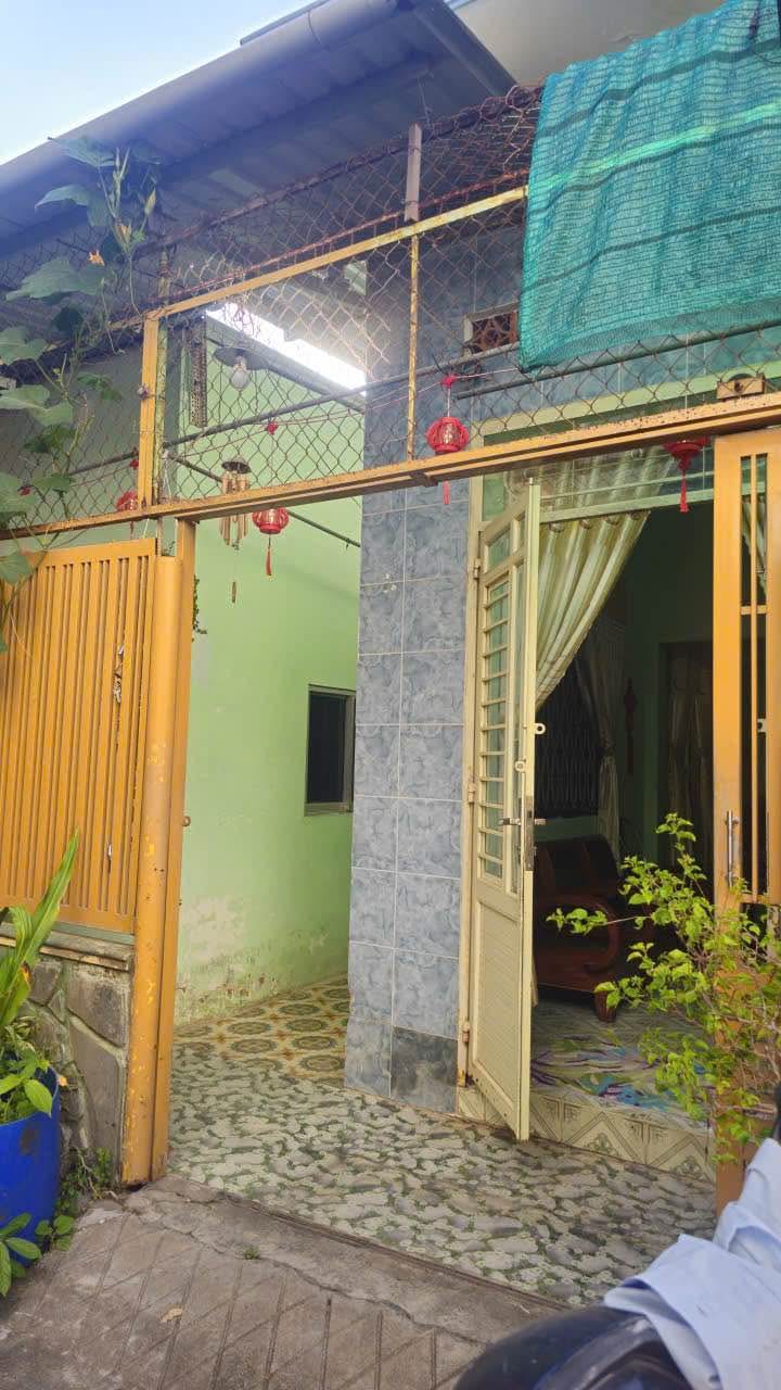 Nhà cấp 4 hẻm ô tô Nguyễn Thị Định, Nha Trang 133.7m² giá 8 tỷ - Gần biển tiện ích!