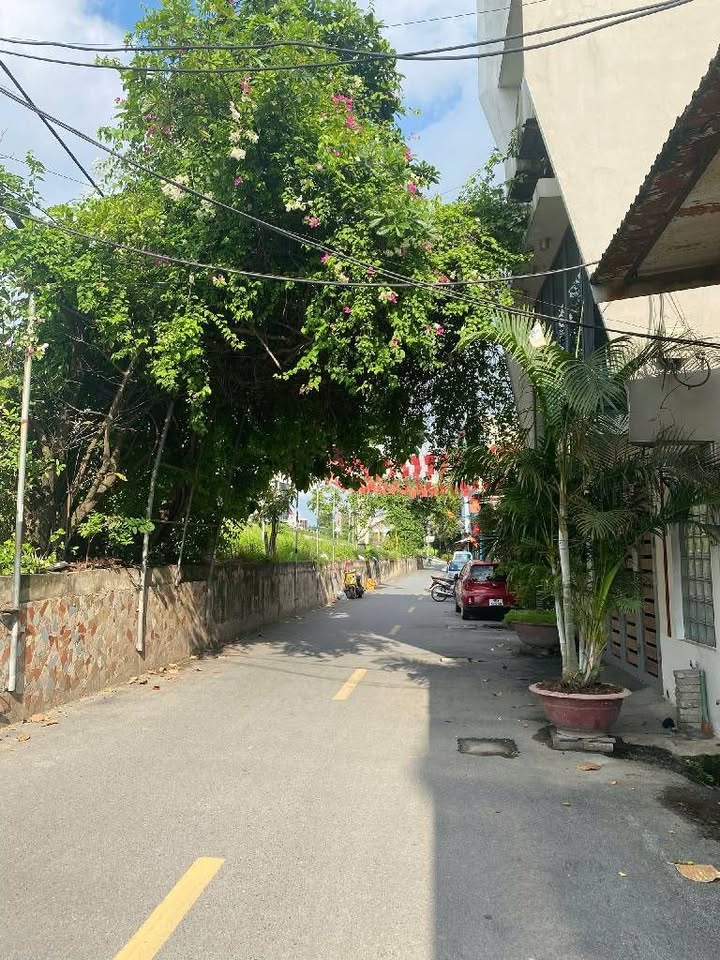 Đất mặt phố Nguyễn Khoái, Hoàng Mai 140m² giá 15 tỷ - Đầu tư sinh lời ngay!