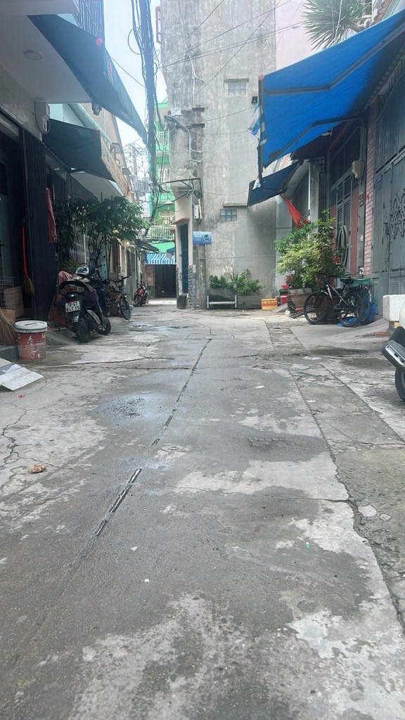 Nhà 3 tầng Trần Văn Quang Tân Bình 21m² giá 3.95 tỷ - Hẻm xe hơi đỗ cửa