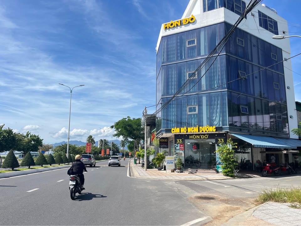 FrontHouse Phạm Văn Đồng Nha Trang 117.6m² giá 24 tỷ - Mặt tiền đắc địa kinh doanh!