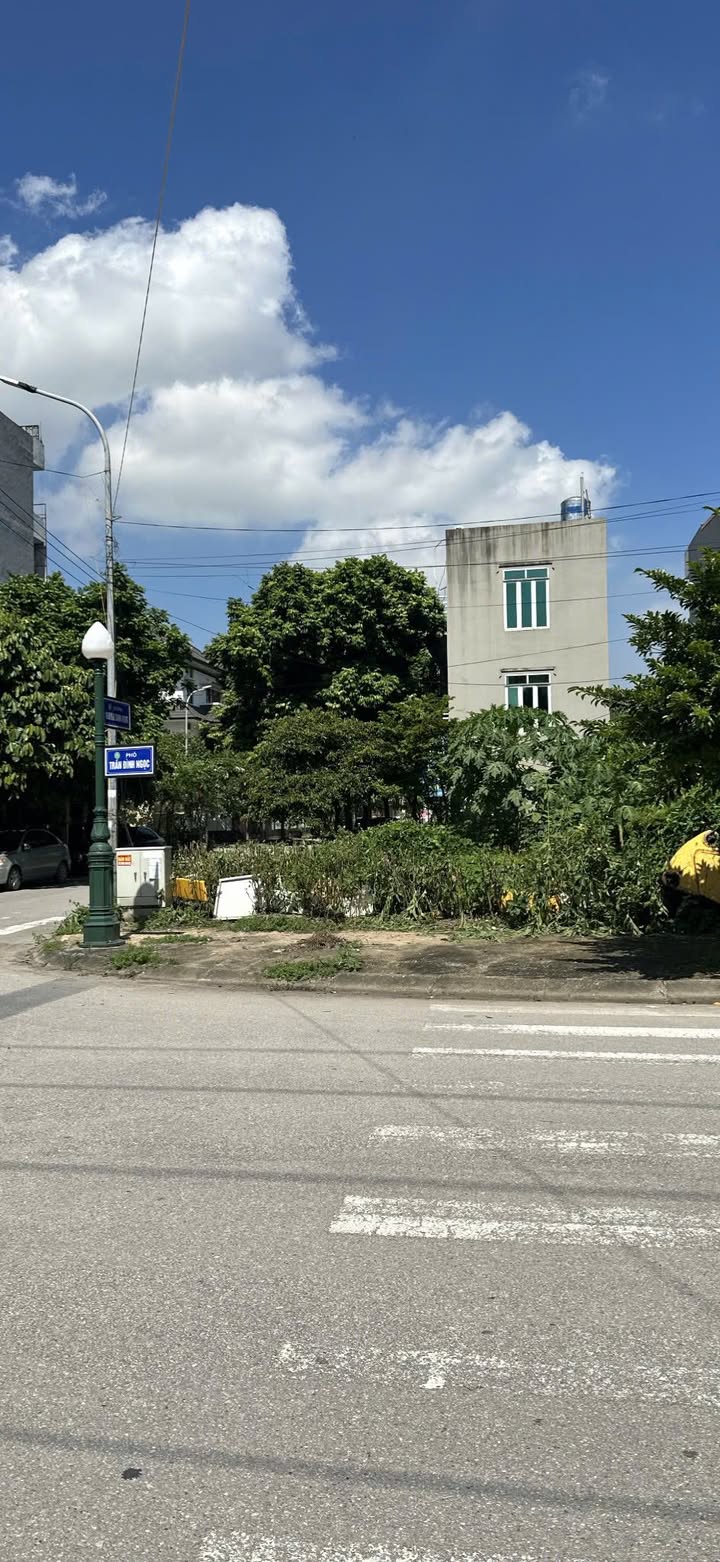 Đất nền góc đường Trần Đình Ngọc, Bắc Giang 71m² - Tiềm năng đầu tư lớn!