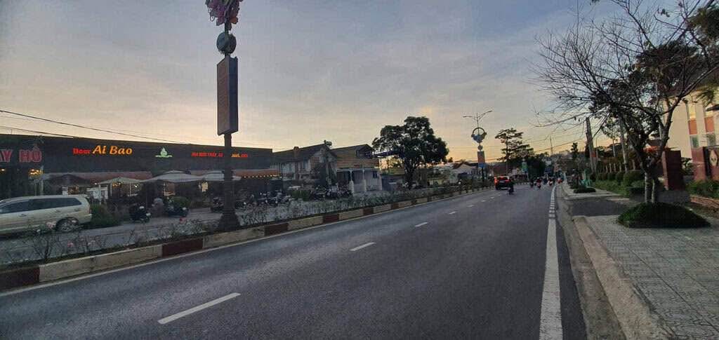 Đất mặt tiền 3 Tháng 4 Đà Lạt 420m² giá 50 tỷ - Cơ hội đầu tư tuyệt vời!