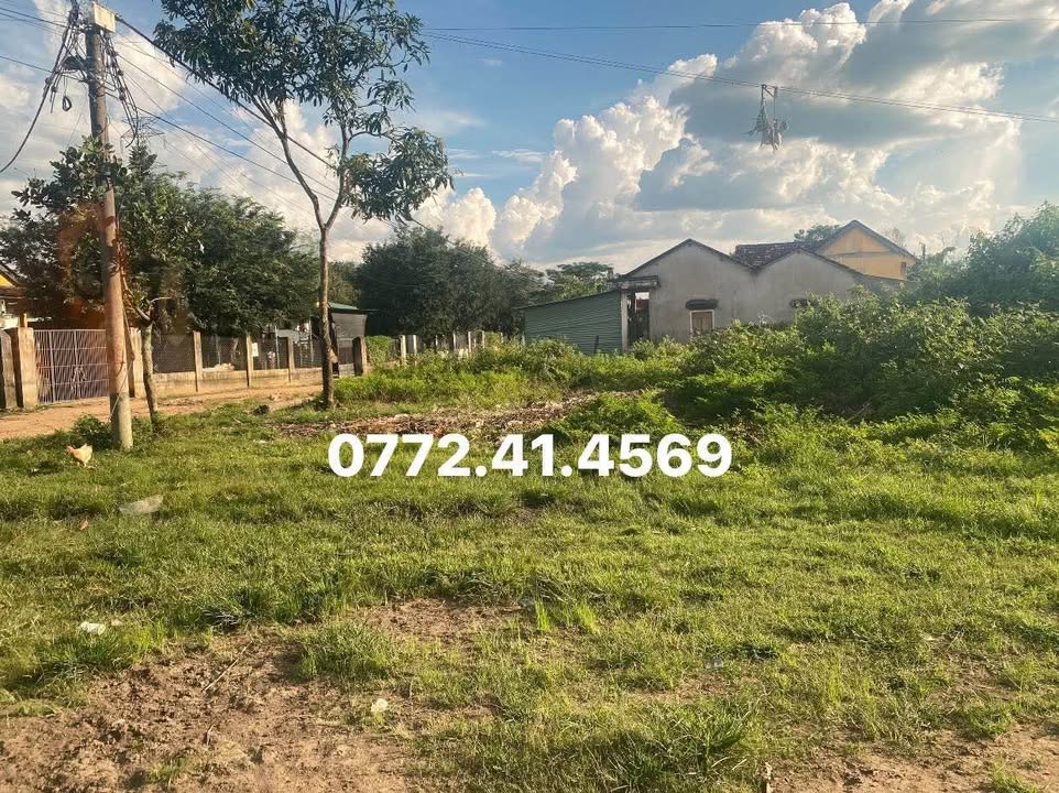 Đất nền Vinh Quang 135m² giá chỉ 200 triệu - Cơ hội đầu tư hấp dẫn!