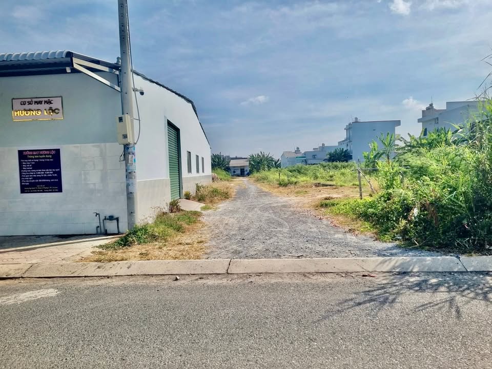 Đất nền Ngô Quốc Trị, Trà Vinh 100m² giá 800 triệu - Sổ hồng chính chủ, hỗ trợ vay ngân hàng!