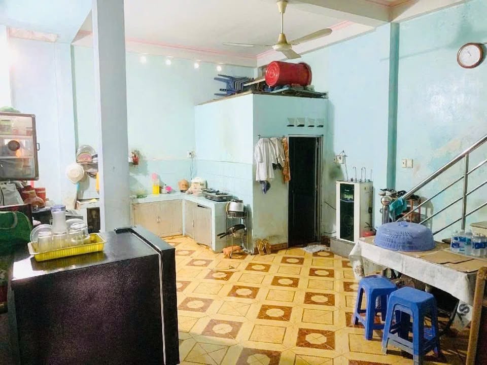 Mặt tiền kinh doanh đường Tân Quý quận Tân Phú 165m² giá 23 tỷ - Cơ hội đầu tư hấp dẫn!