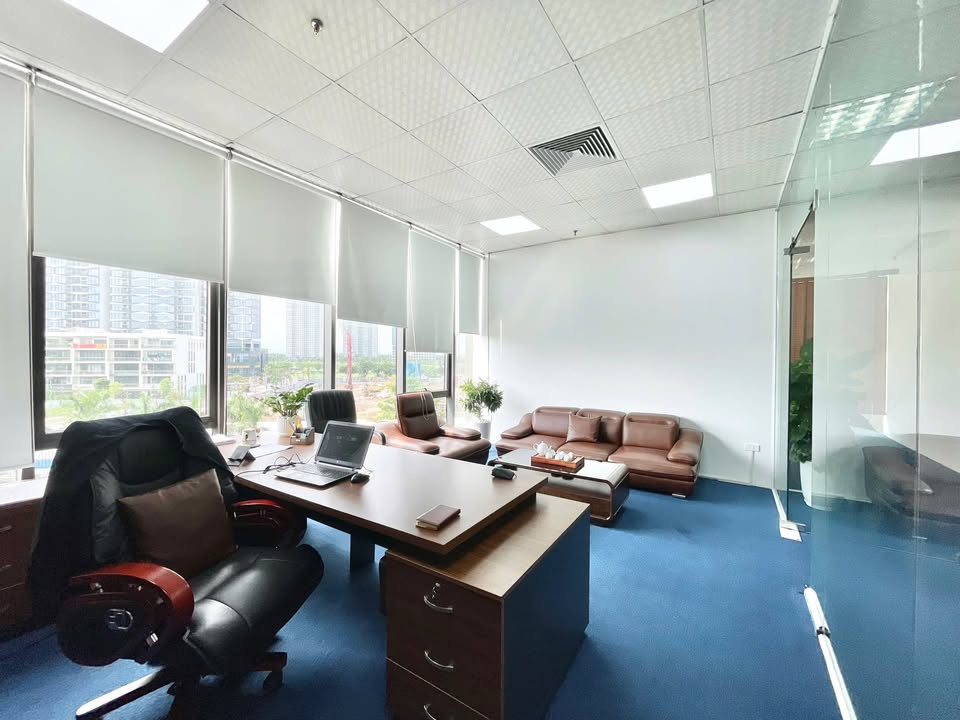 Văn phòng cho thuê Quận Đống Đa 100m² - Sẵn sàng vào ngay với giá thỏa thuận!