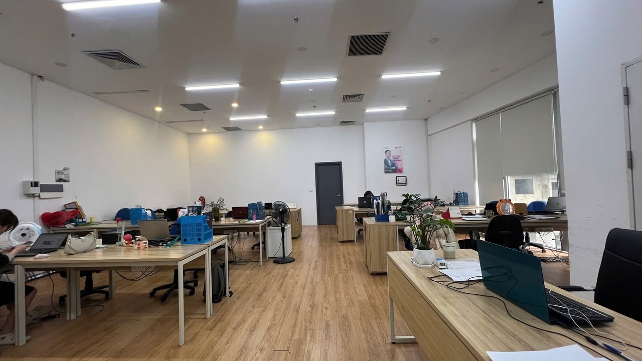 Văn phòng cho thuê tại I3 Imperial Plaza 220m² - Không gian làm việc hiện đại