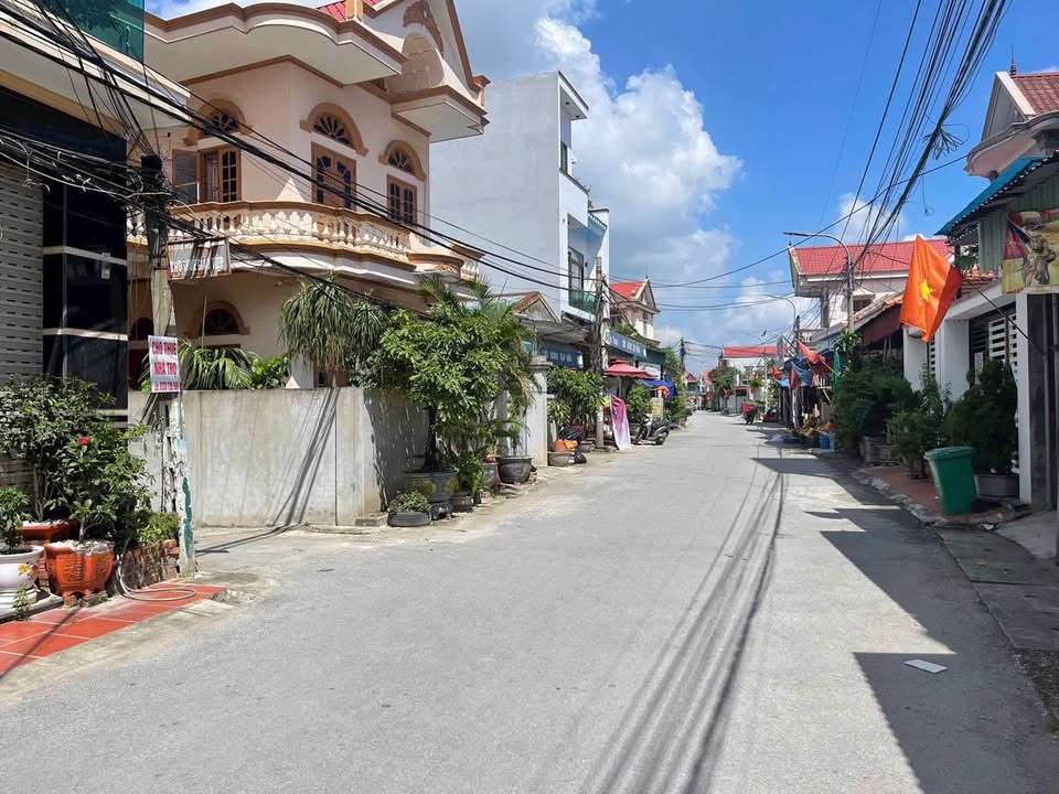 Đất nền Dương Quan - Thủy Nguyên 50m² giá 2.2 tỷ - Vị trí trung tâm sầm uất!