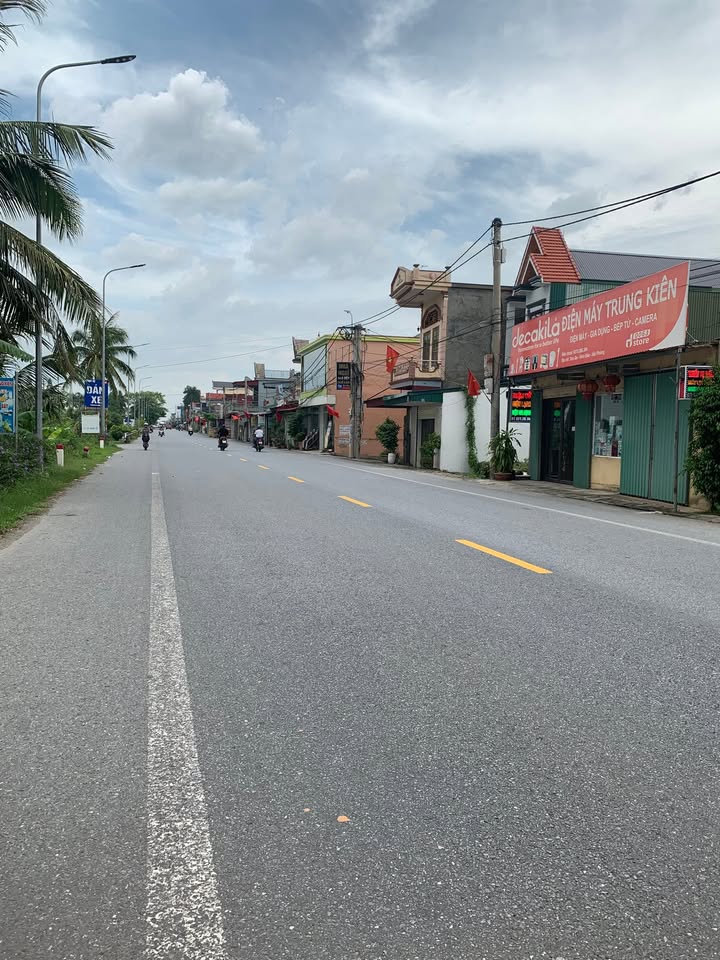 Lô đất mặt đường Quốc lộ Tam Đa, Vĩnh Bảo 120m² giá 2.7 tỷ - Kinh doanh sầm uất!