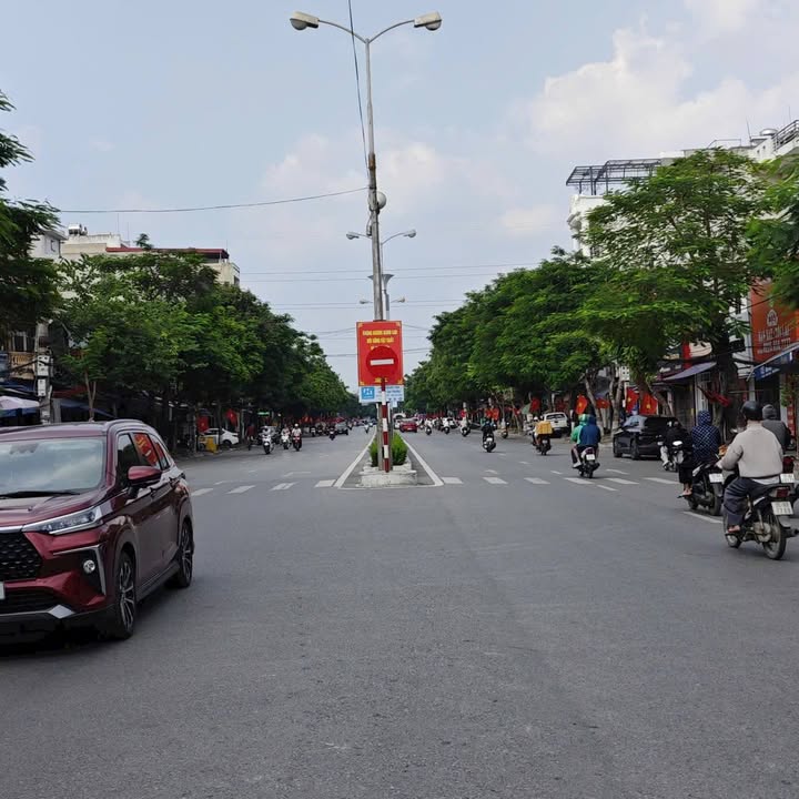 Nhà mặt đường Trường Trinh, Kiến An, 91m² giá 6.5 tỷ - Vị trí kinh doanh sầm uất!