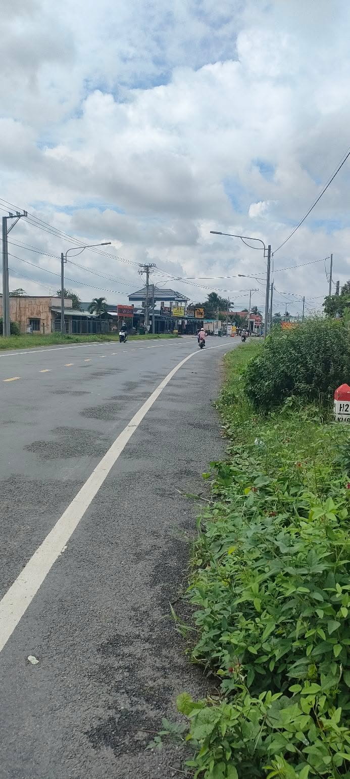 Đất nền 2 mặt tiền 165m² giá 390 triệu - Địa điểm lý tưởng đầu tư!