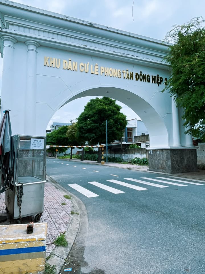 Nhà phố Tân Đông Hiệp 69m² giá 5.999 tỷ - Sổ hồng riêng, vị trí đắc địa!