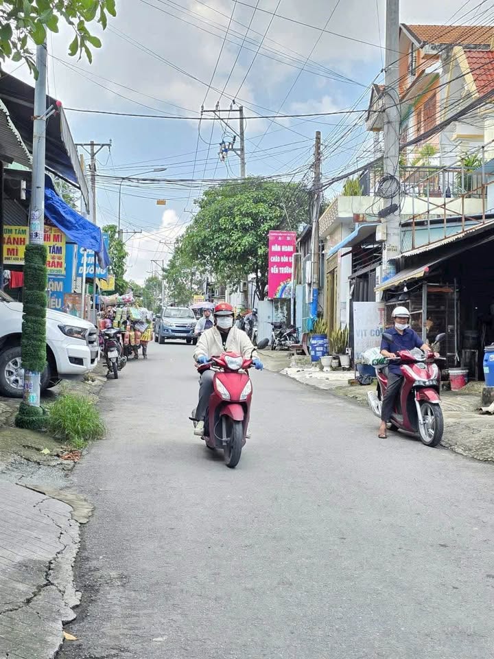 Nhà mặt tiền sát chợ Tân Bình 106.6m² giá 3.75 tỷ - Đầu tư sinh lời ngay!