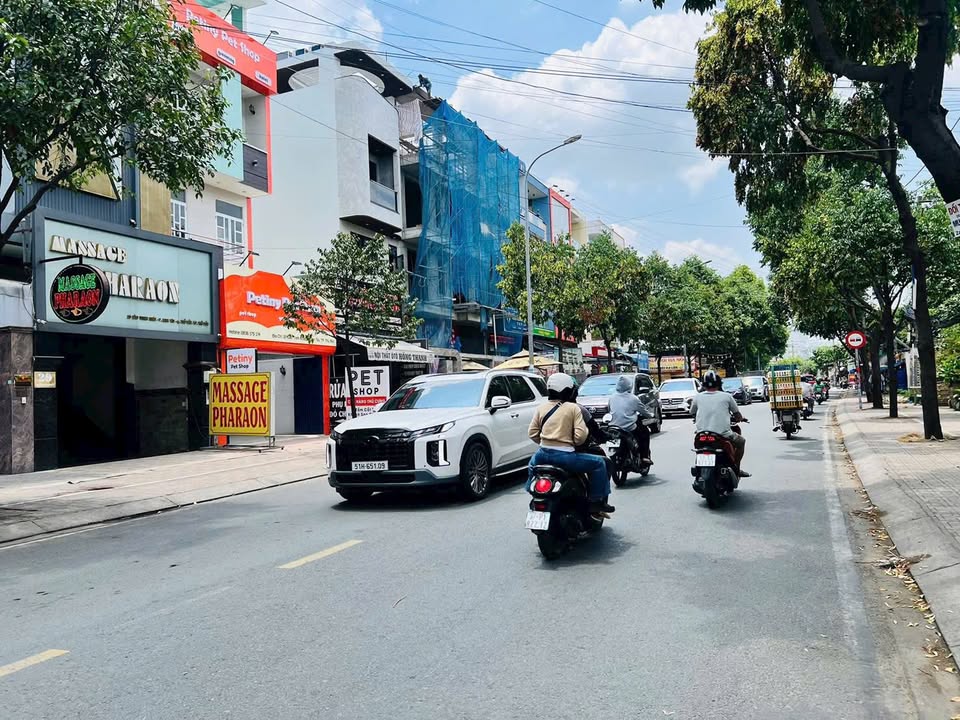 Đất mặt tiền kinh doanh Đào Trinh Nhất 120m² giá 15.5 tỷ - Cơ hội đầu tư tuyệt vời!