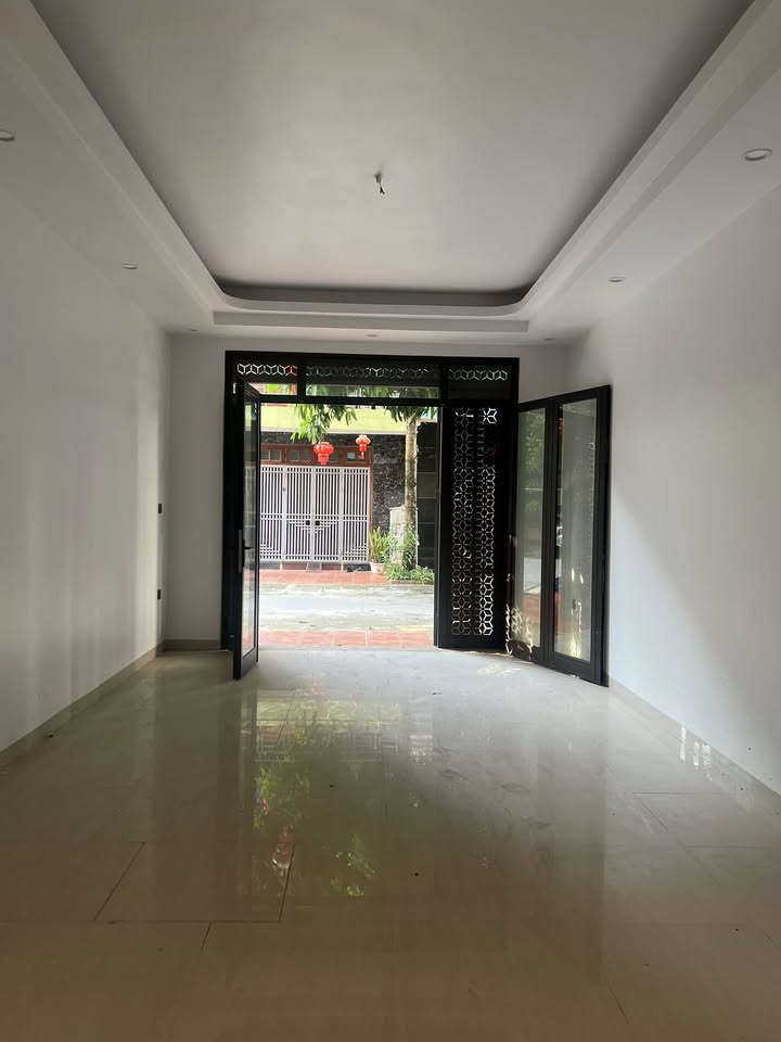 Nhà phân lô dịch vụ Yên Nghĩa 50m² giá 14.5 tỷ - Cơ hội đầu tư hấp dẫn!