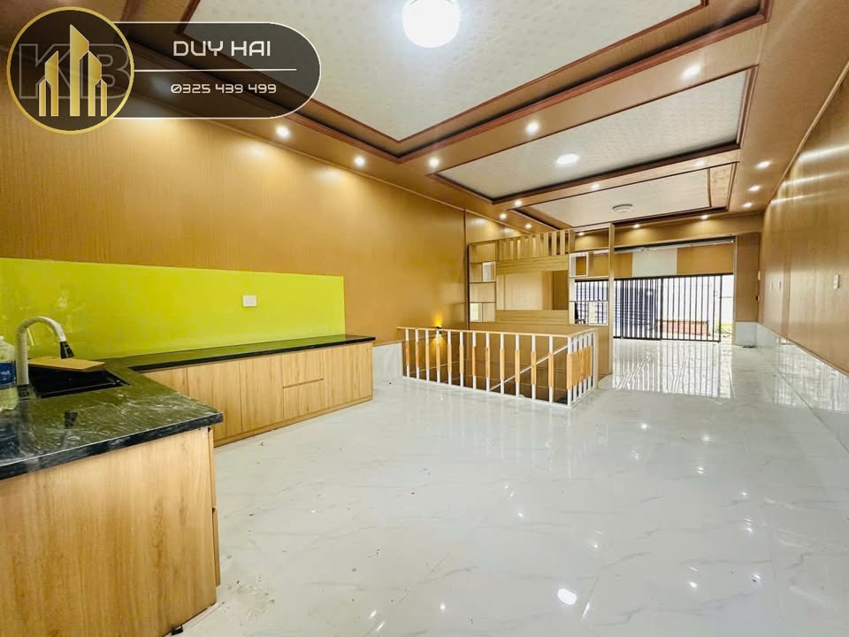 Nhà Mới Đà Lạt 90m² giá 1.9 tỷ - Hẻm Nhựa Xe Hơi Tận Nhà!