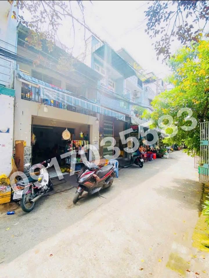 Nhà phố 90m² tại Bình Tân giá 1.29 tỷ - Sẵn sàng vào ở ngay!