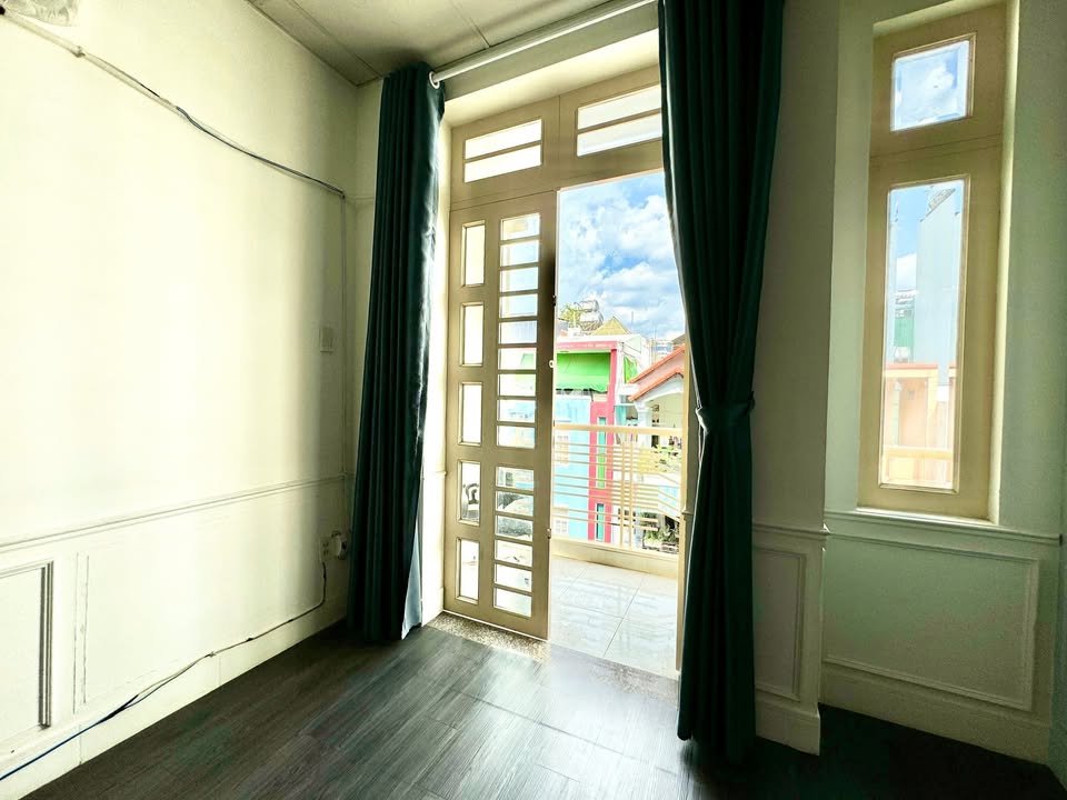 Nhà nguyên căn cho thuê tại Tân Bình 30m² giá 6 triệu - Full nội thất, thoáng mát!