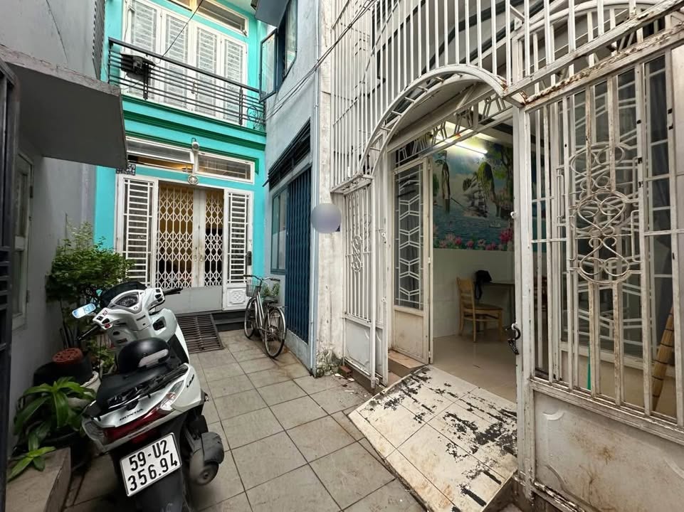 Nhà cho thuê 2 phòng ngủ Phú Nhuận 30m² giá 9.5 triệu - Tiện nghi đầy đủ!