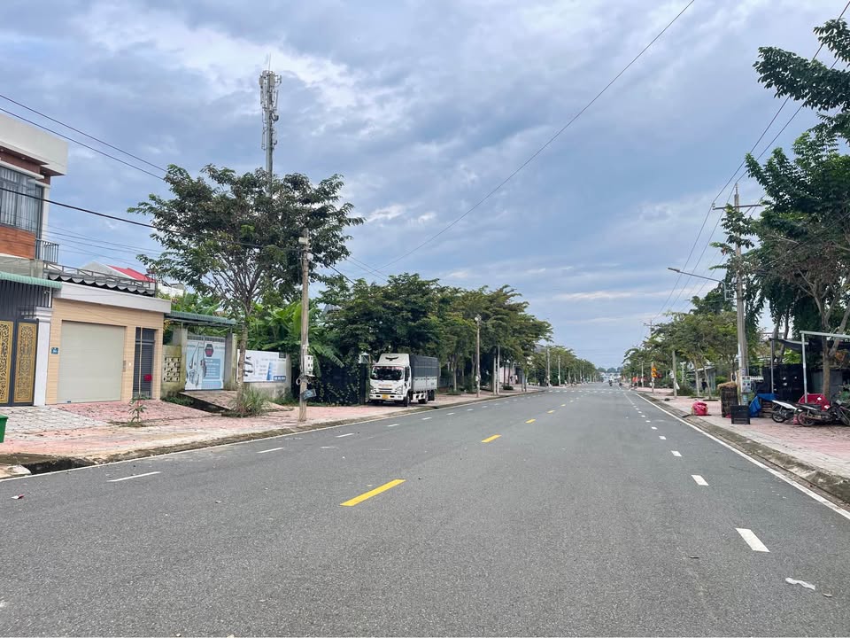 Đất TĐC Phường Tân Phú Đồng Xoài 250m² giá 3 tỷ - Sổ đỏ chính chủ!