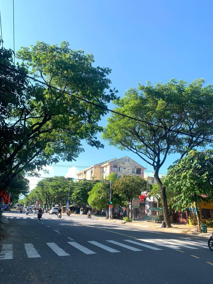 Nhà phố góc 2 mặt tiền Kinh Dương Vương 102m² giá 10 tỷ - Kinh doanh đỉnh cao!