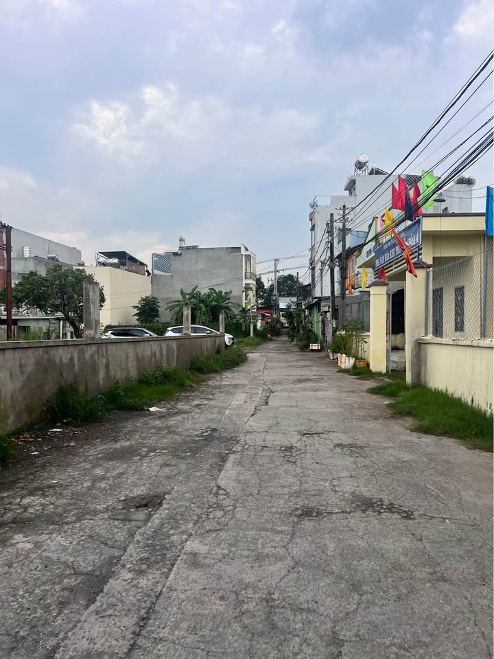 Đất nền Biên Hòa 100m² giá 3.95 tỷ - Sổ đỏ chính chủ, gần sông