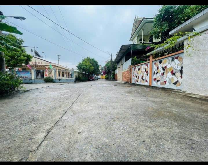 Đất nền phường Quán Bàu 98m² giá 3 tỷ - Đường rộng 8m, vị trí đắc địa!