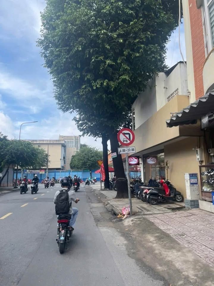 Nhà mặt tiền Nguyễn Thái Bình, Tân Bình 40m² giá 8 tỷ - Kinh doanh siêu đỉnh!