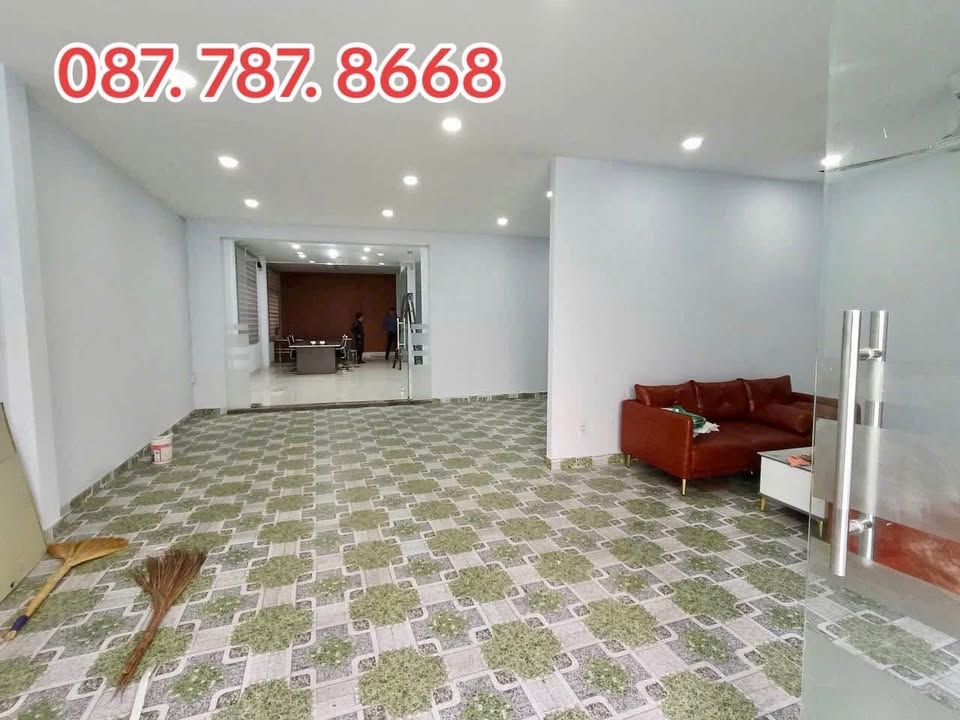 Cho thuê nhà mặt tiền Sân Bay, Q. Tân Bình, 180m² - Giá tốt nhất khu vực!