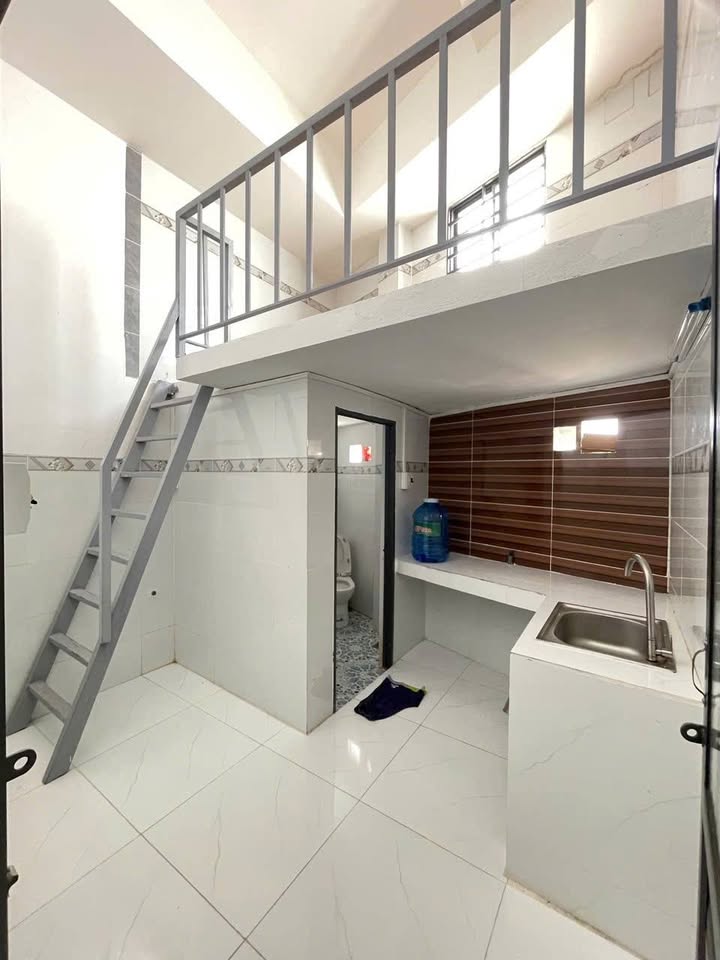 Phòng trọ quận Ninh Kiều 20m² giá 2.2 triệu - Gần trung tâm tiện lợi!