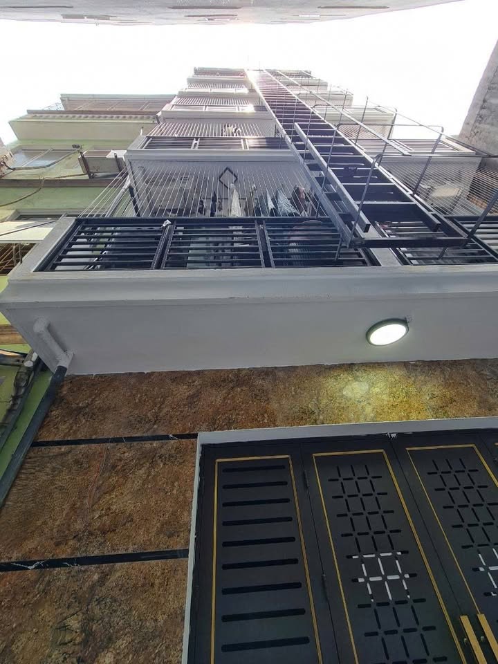 Căn hộ CCMN Định Công Thượng 68m² giá 85 triệu - Đầy đủ tiện nghi, cho thuê ngay!