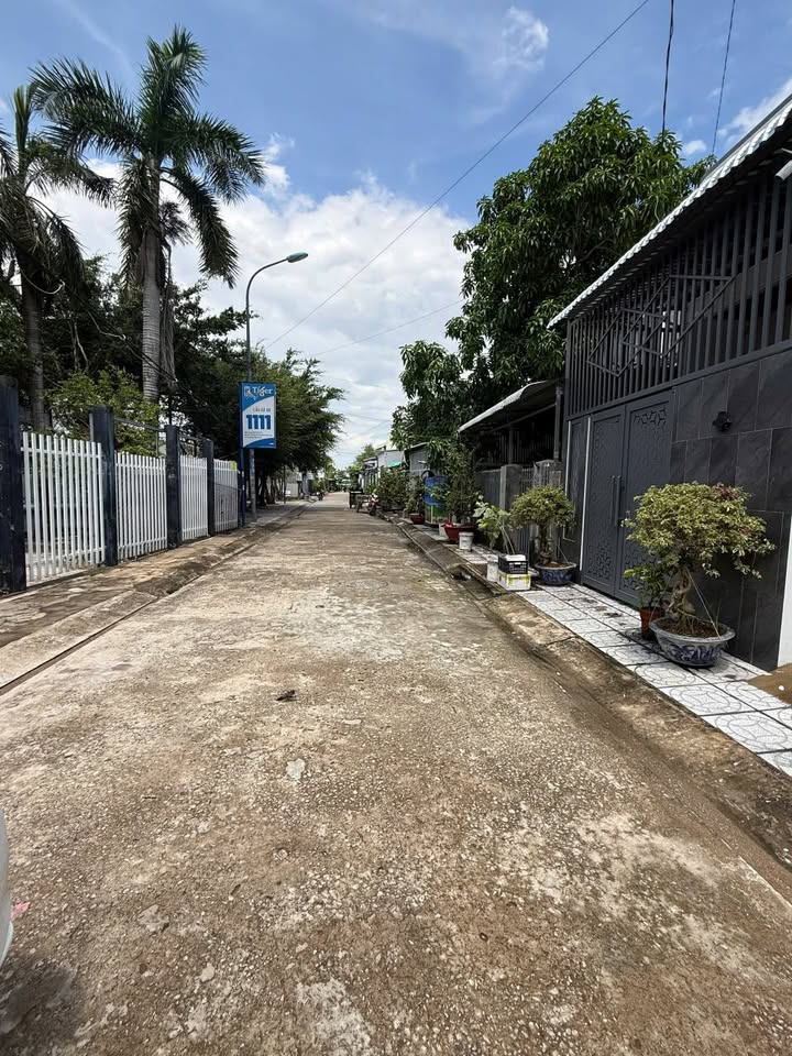 Nhà phố Vĩnh Lạc Rạch Giá 84m² giá 2.15 tỷ - Sẵn sàng vào ở ngay!