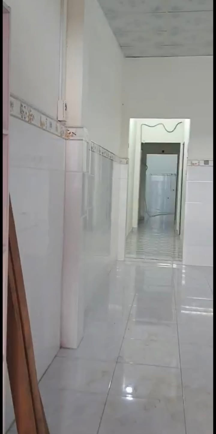 Nhà cho thuê đường Bình Thành, Bình Tân 68m² - Gần chợ, giá chỉ 5.5 triệu!