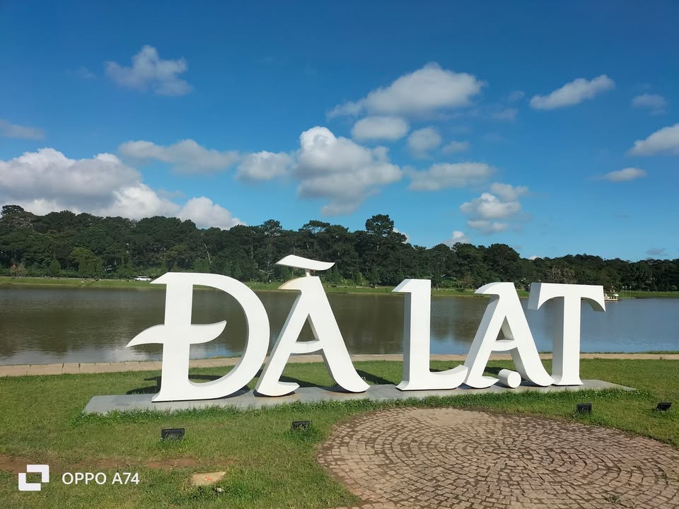 Nhà phố tại phường Langbiang, Đà Lạt 100m² giá 2.55 tỷ - Sổ đỏ chính chủ!