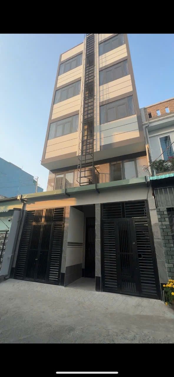 Căn hộ dịch vụ 30 phòng Thủ Đức 122m² giá 22.5 tỷ - Thu nhập ổn định 130 triệu/tháng!