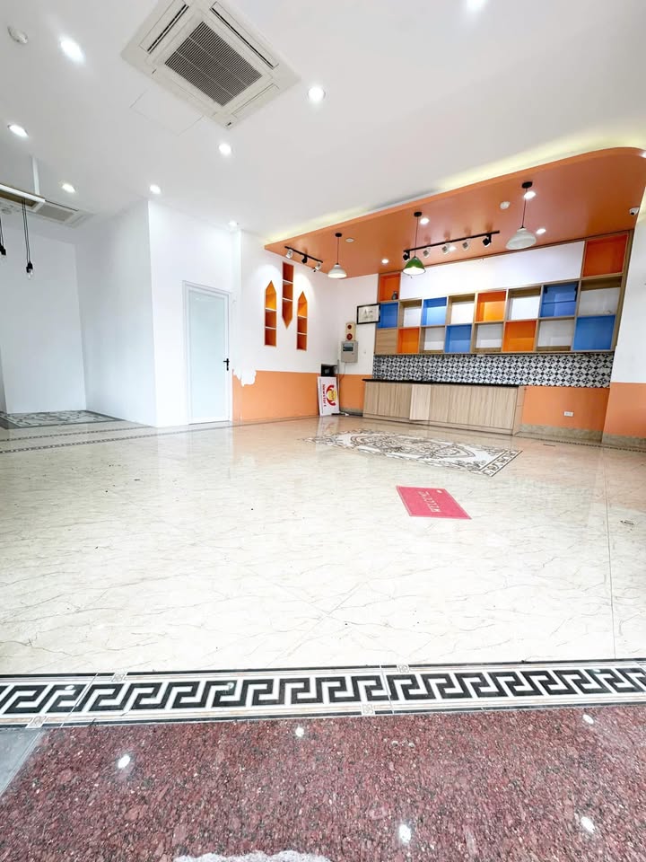 Mặt bằng kinh doanh cho thuê tại phố Âu Cơ, TP Bắc Ninh - Diện tích rộng, vị trí đắc địa!