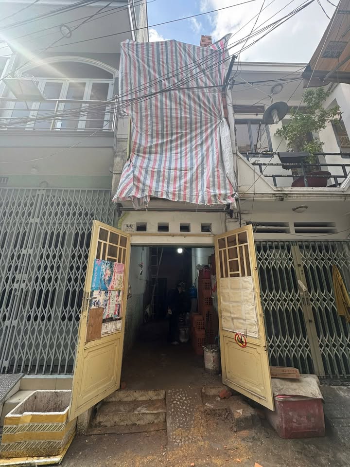 Nhà phố Tân Phú 14.8m² giá 2.65 tỷ - Tiện ích đầy đủ, thương lượng nhẹ!