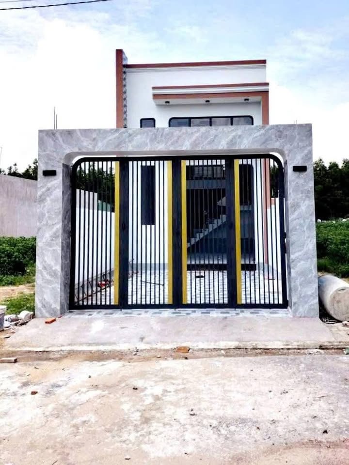 Nhà 1 Trệt 1 Lửng An Viễn 103.5m² giá 1.79 tỷ - Sổ riêng, thổ cư hoàn chỉnh!