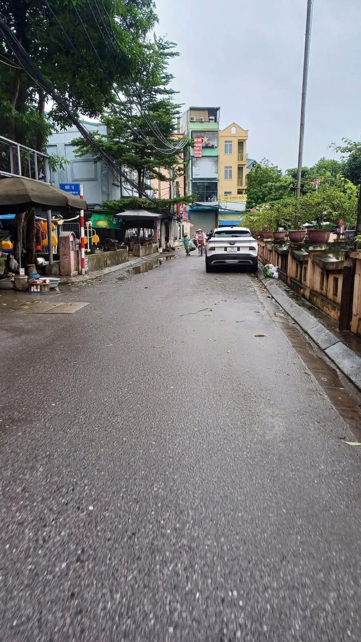 Nhà mặt phố Phú Diễn Bắc Từ Liêm 100m² giá 23 tỷ - Đầu tư sinh lời cao!