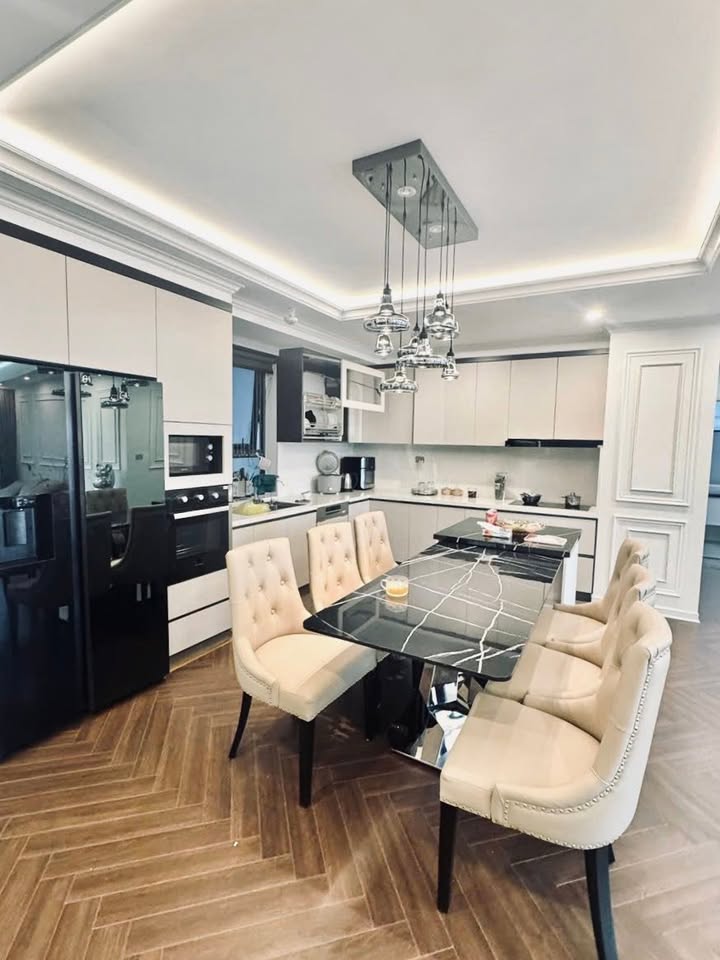 Căn hộ Goldmark City Bắc Từ Liêm 140m² giá 14 tỷ - Nội thất cao cấp, view thoáng