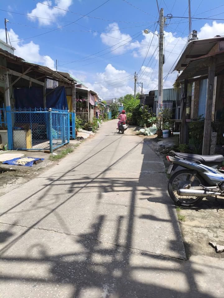 Nhà bán đường Nguyễn Huệ, Thị trấn Núi Sập 71.25m² giá 500 triệu - Sổ hồng chính chủ, sang tên nhanh chóng!