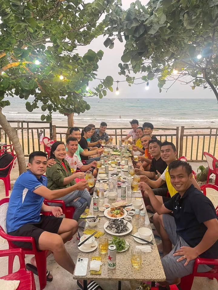 Quán nhậu cho thuê tại Gành Dưa, 800m² giá 6 triệu - Kinh doanh ngay!